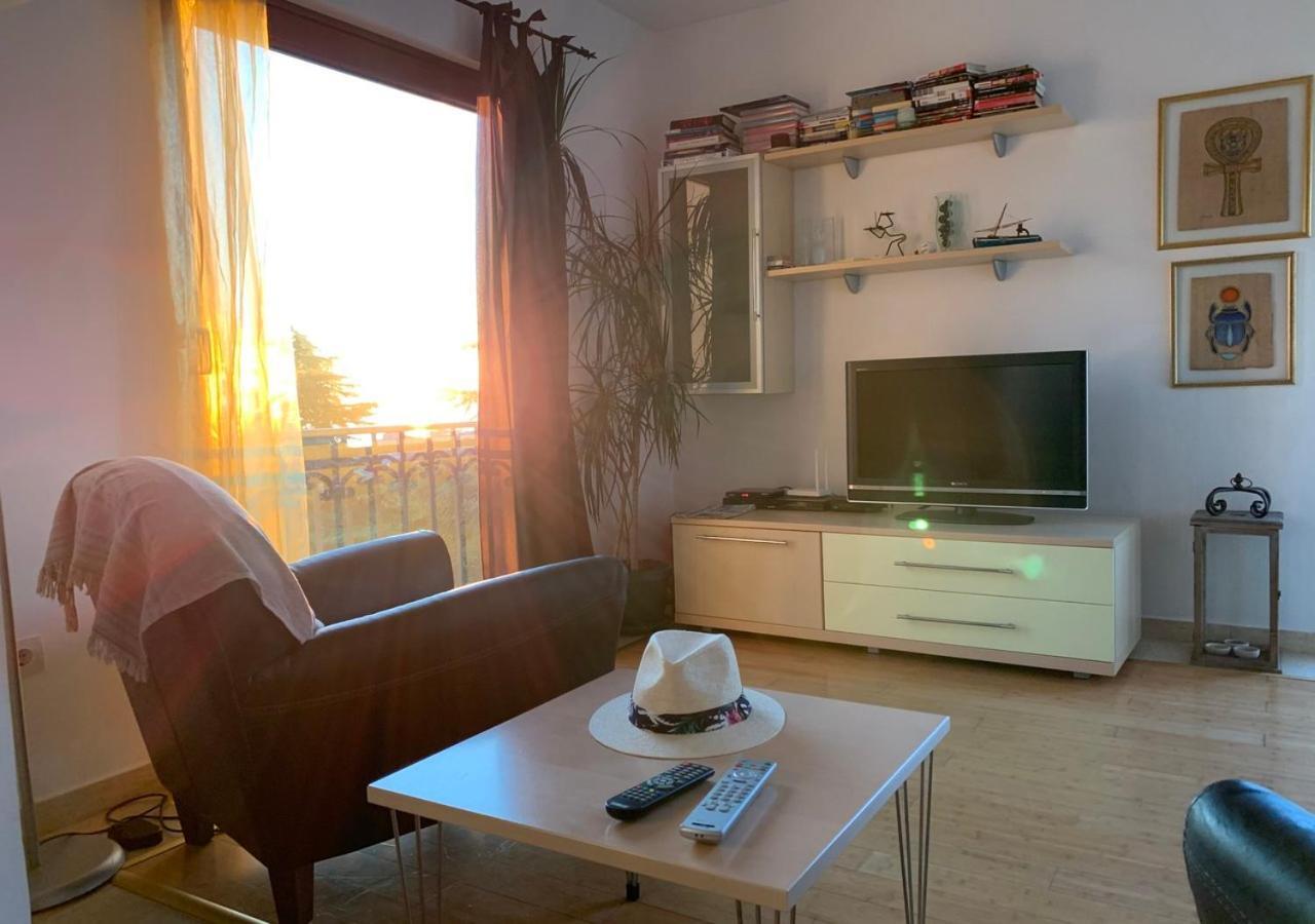 Regent Apartment Petrovac Екстериор снимка