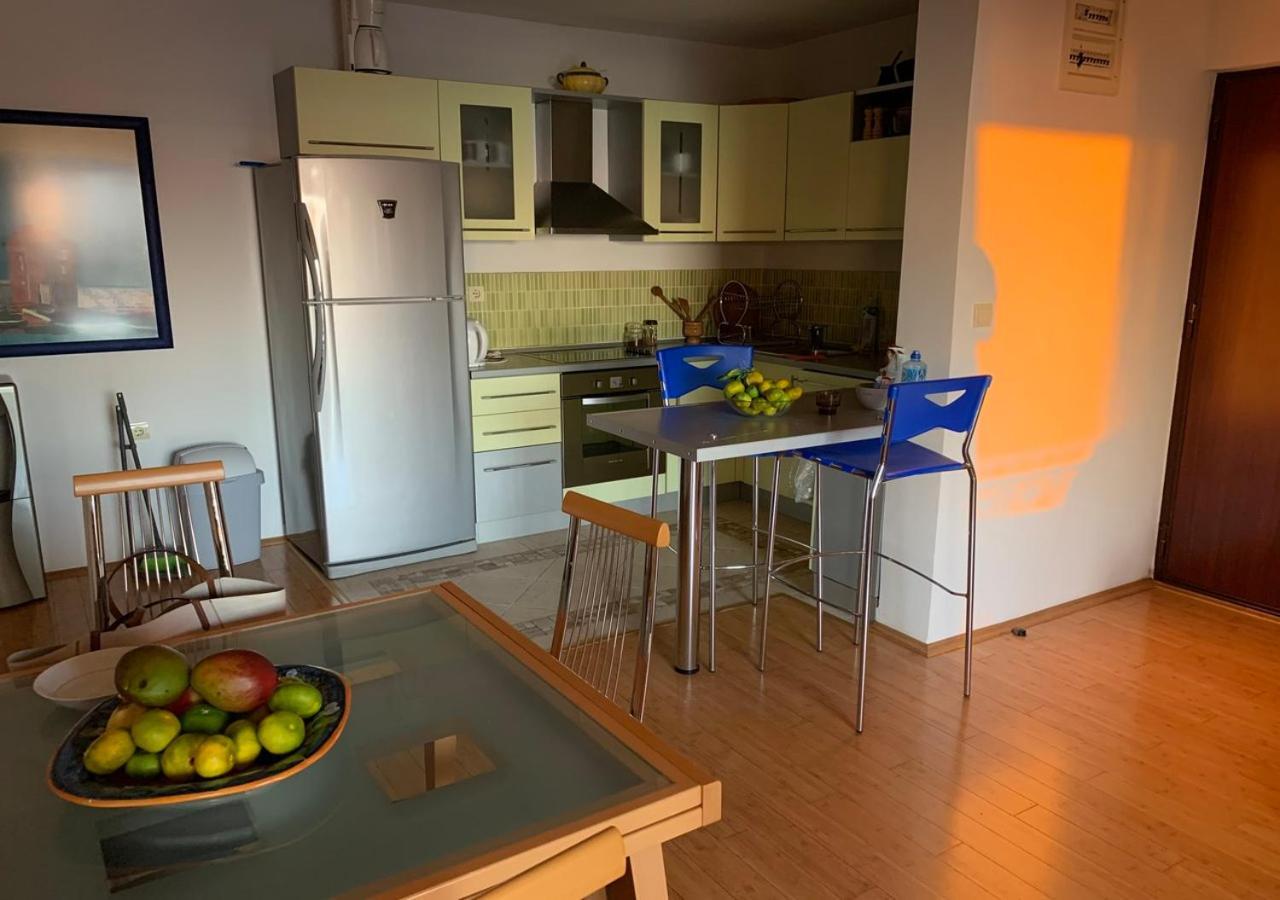 Regent Apartment Petrovac Екстериор снимка