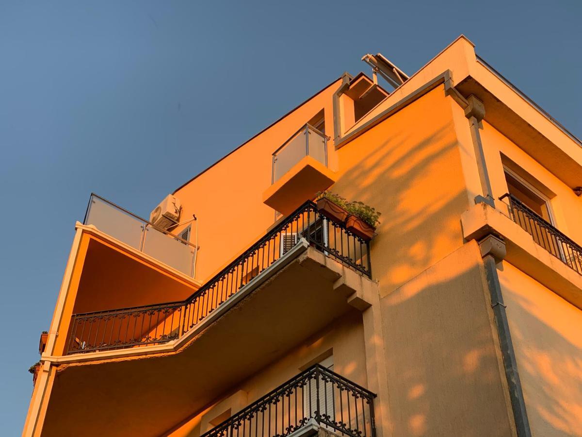 Regent Apartment Petrovac Екстериор снимка